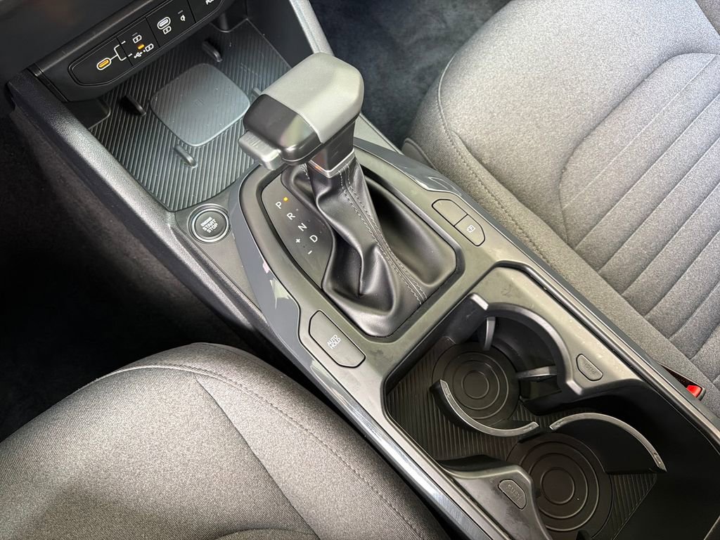 Used 2025 Kia K4 EX image 24