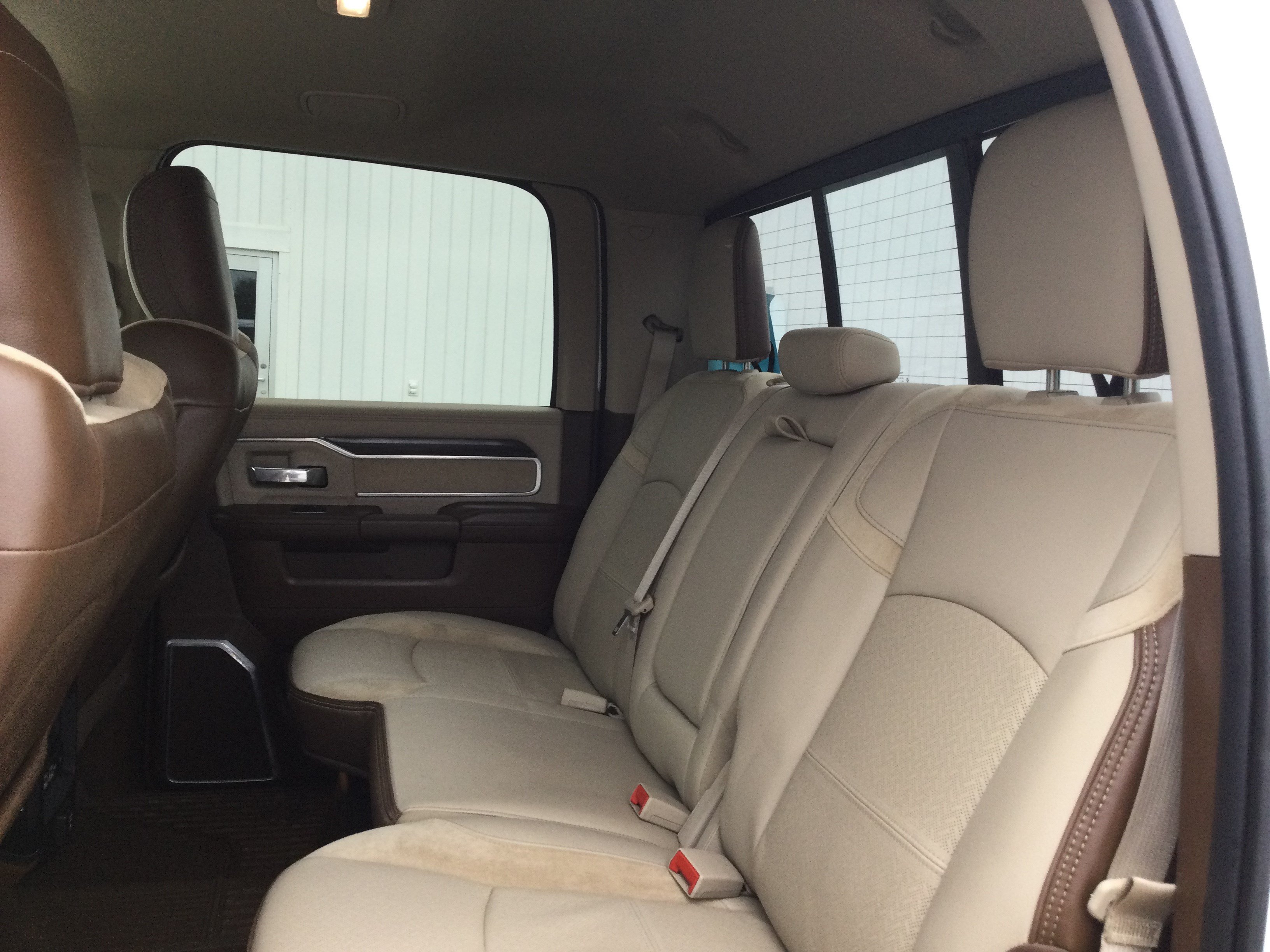 Used 2019 RAM 3500 Laramie AWD/4WD image 8
