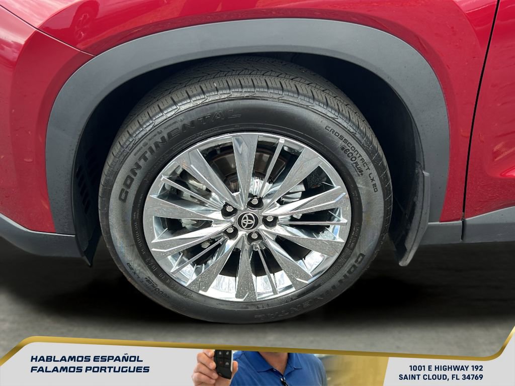 Used 2025 Toyota Grand Highlander AWD image 39