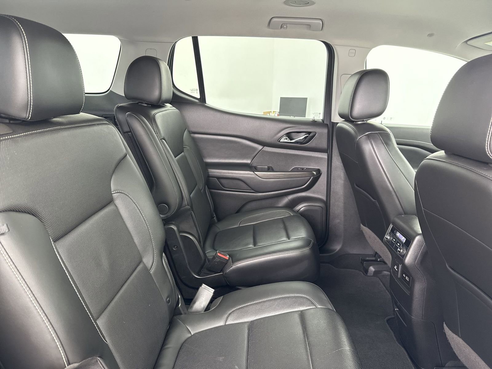 Used 2020 GMC Acadia SLT image 39