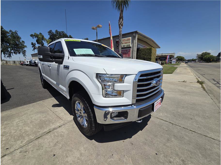 Used 2017 Ford F150 XLT w/ Equipment Group 302A Luxury AWD/4WD image 3