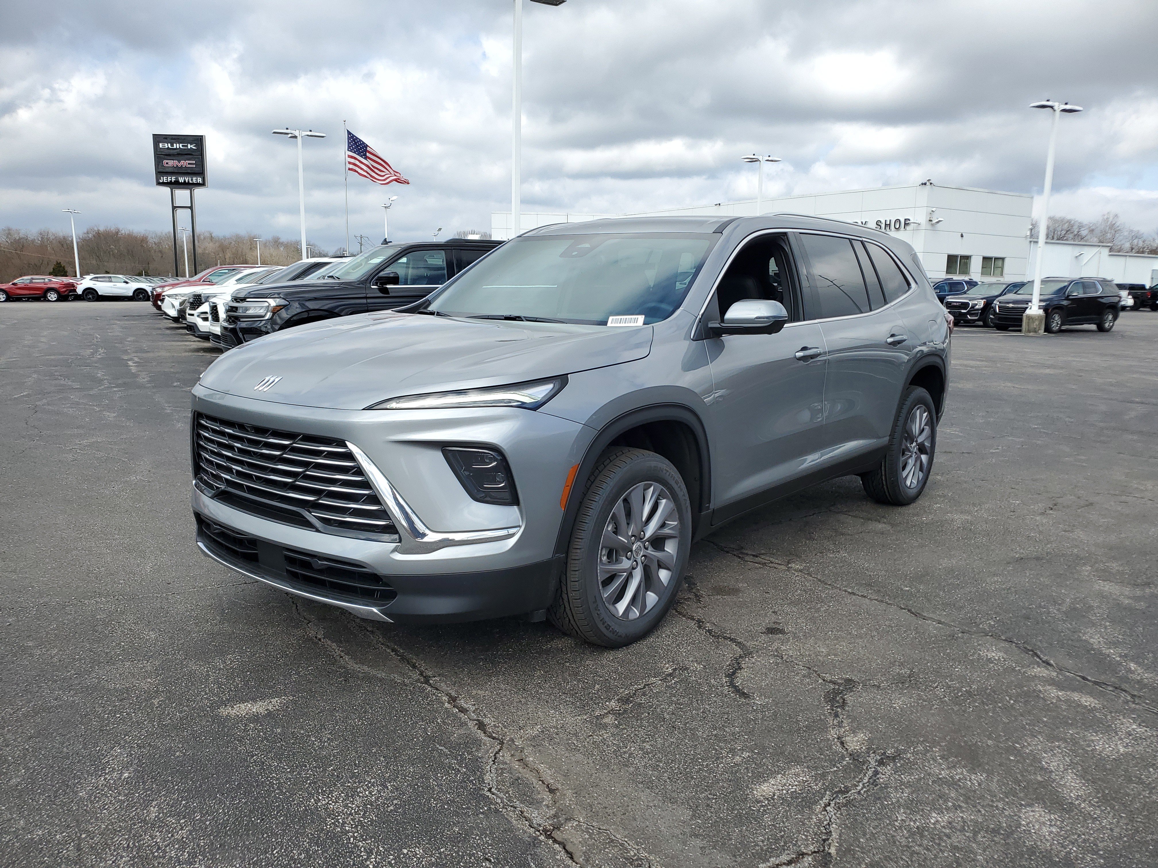 New 2026 Buick Enclave Preferred w/ LPO, Floor Liner Package image 9