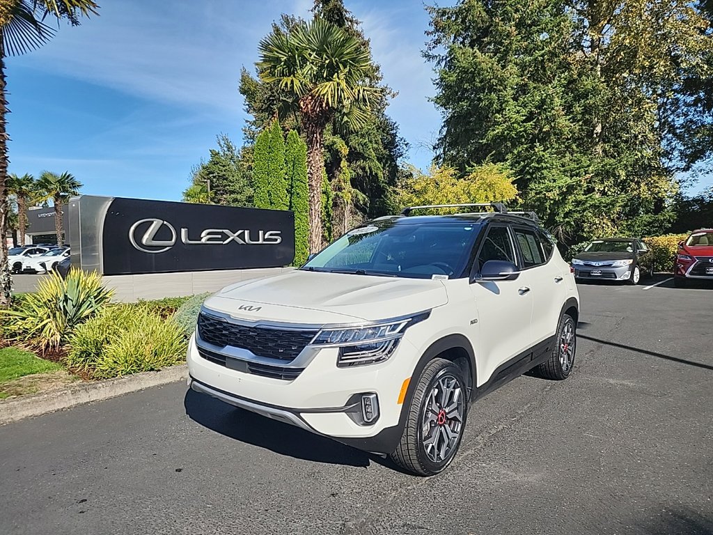 Used 2022 Kia Seltos SX AWD/4WD image 1