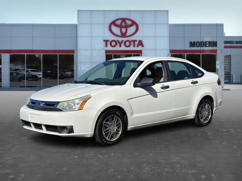 Used 2010 Ford Focus SE