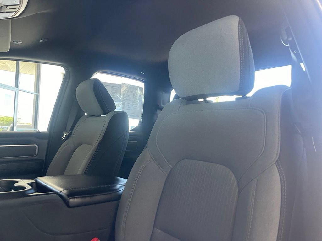 Used 2022 RAM 1500 Big Horn AWD/4WD image 12