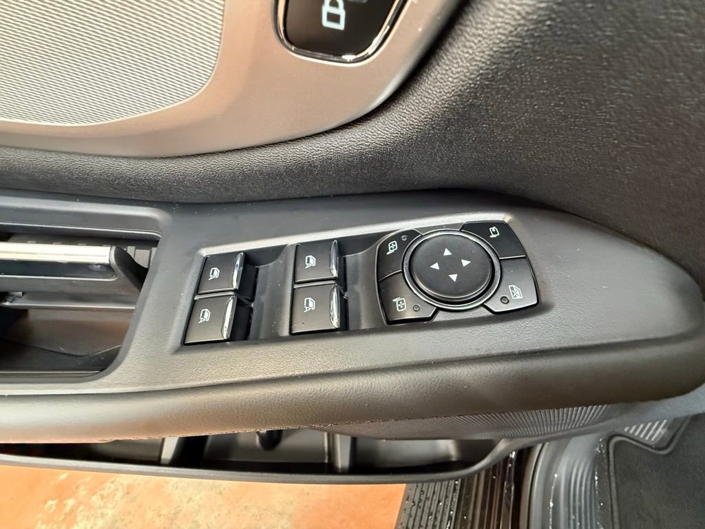 New 2026 Ford Expedition Active RWD image 24