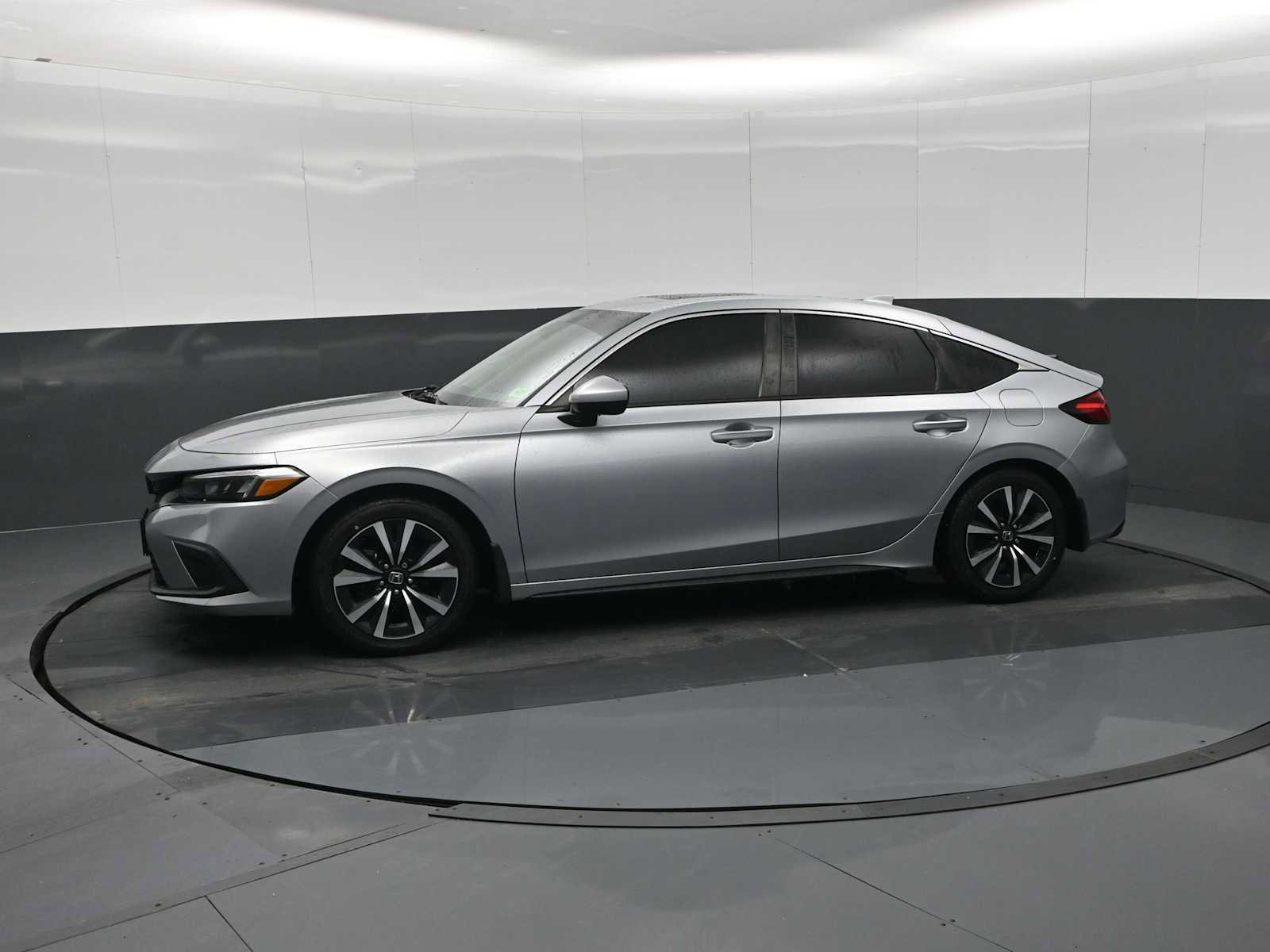 Used 2022 Honda Civic EX-L image 4