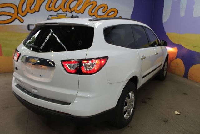 Used 2017 Chevrolet Traverse LS AWD/4WD image 8