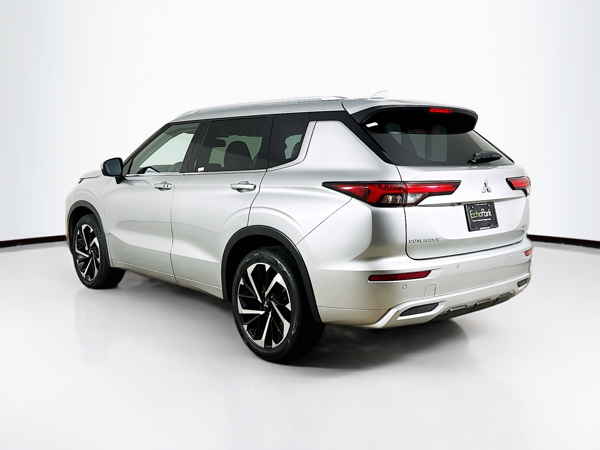 Used 2024 Mitsubishi Outlander SEL image 5