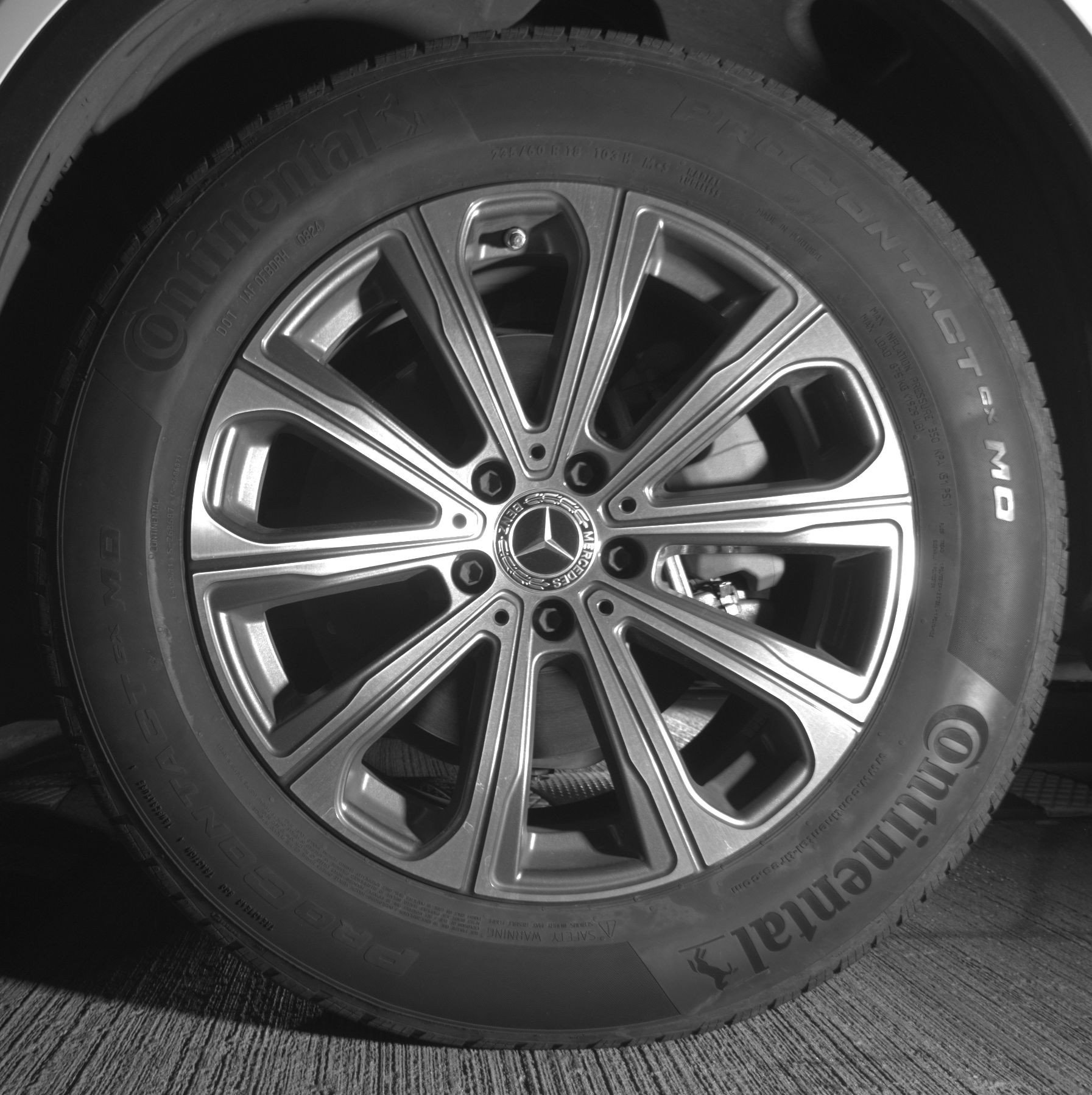 Used 2024 Mercedes-Benz GLC 300 image 12