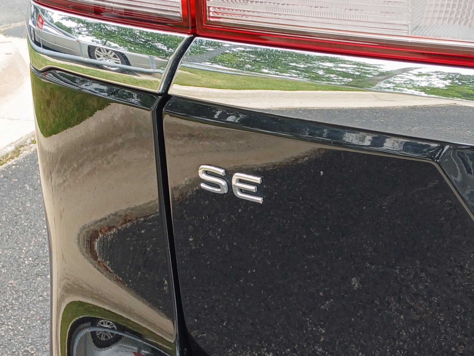 Certified 2023 Volkswagen Atlas SE AWD/4WD image 25