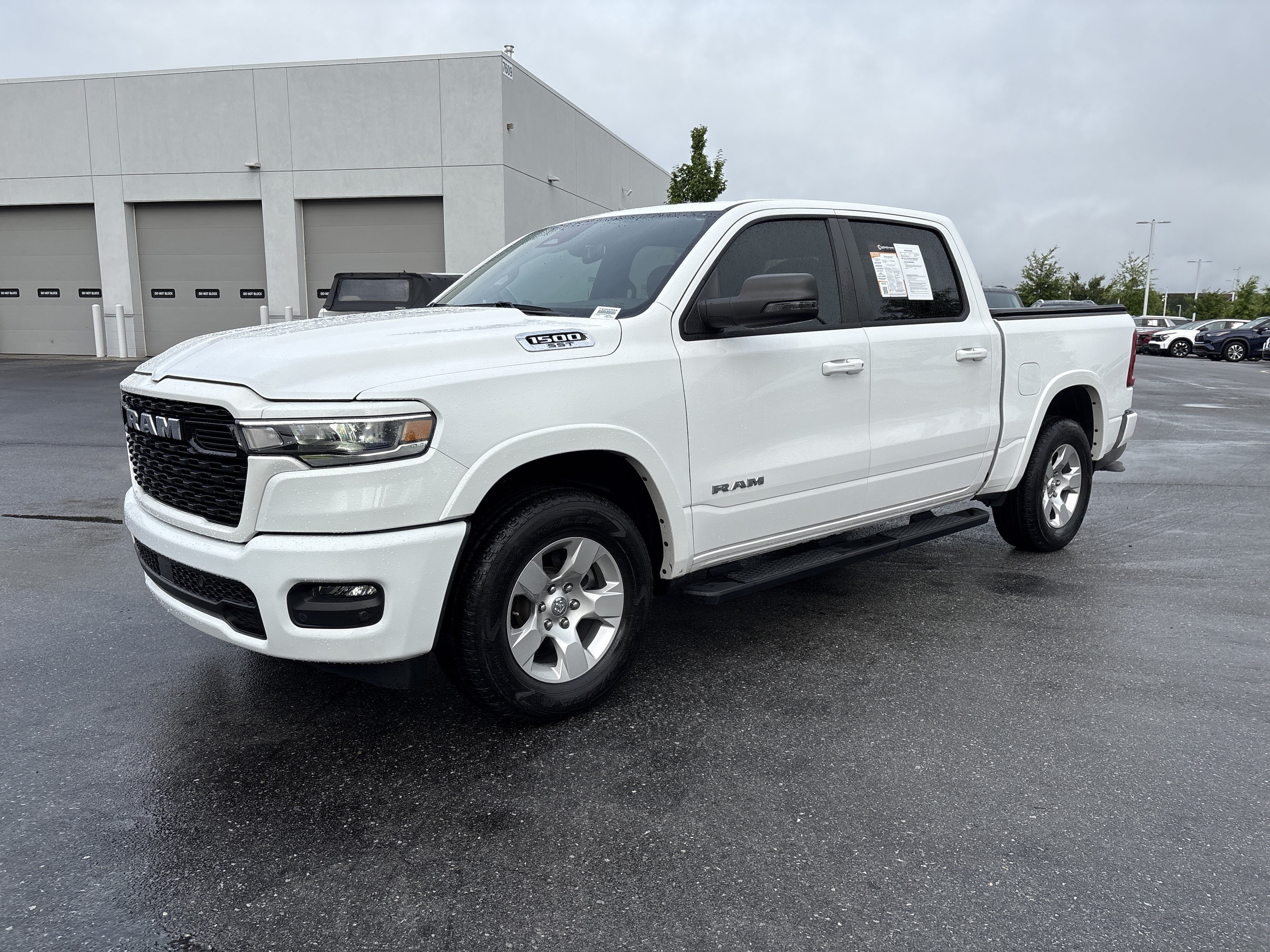 Used 2025 RAM 1500 Big Horn AWD/4WD image 5