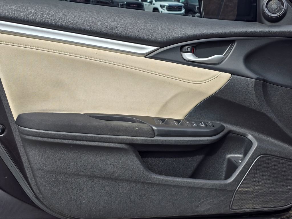 Used 2018 Honda Civic EX image 45