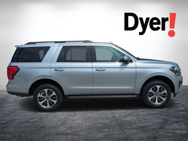 Used 2023 Ford Expedition XLT AWD/4WD image 2