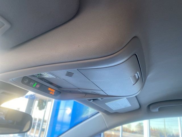 Used 2023 Chevrolet Equinox LT image 17