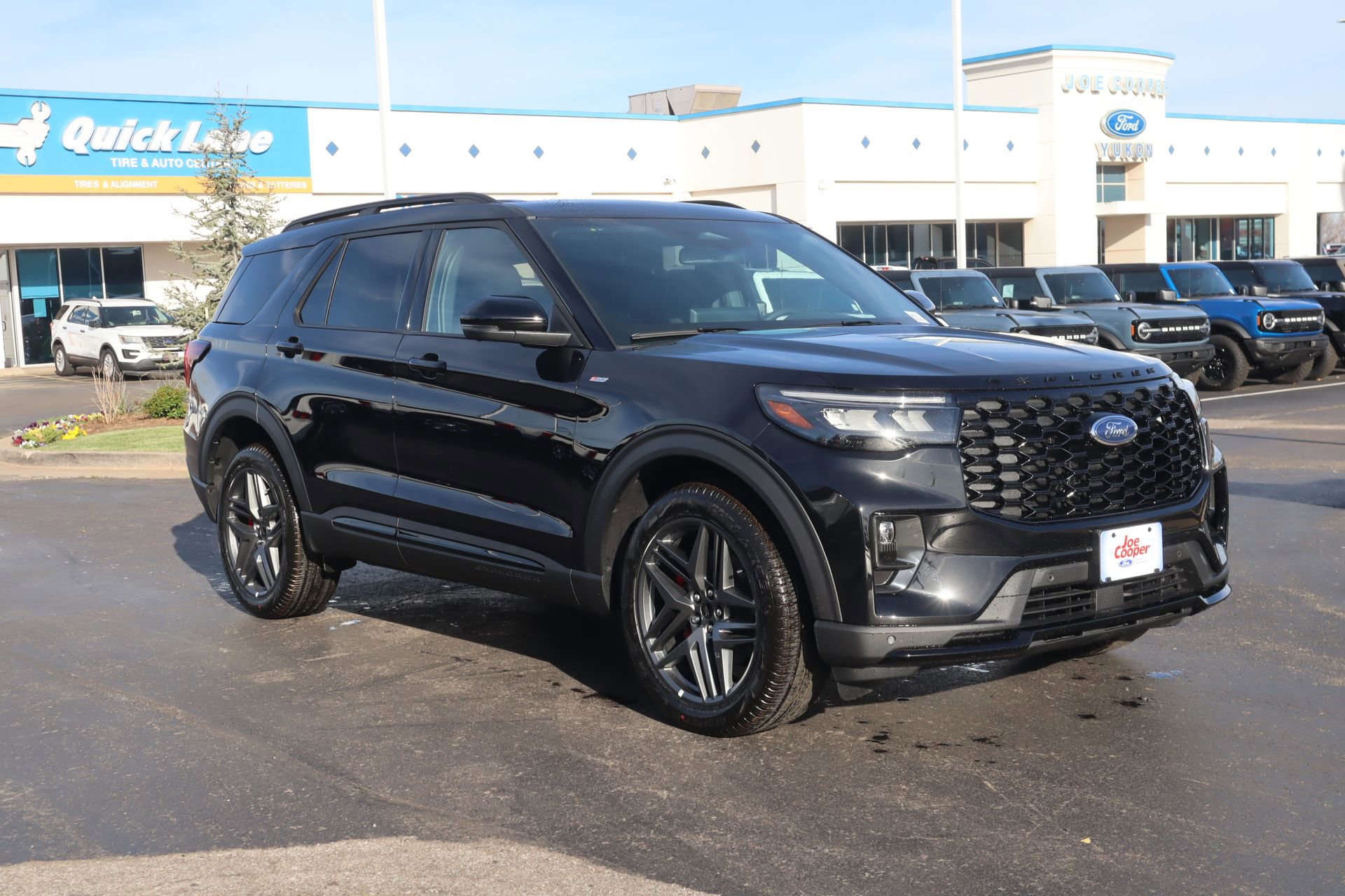 New 2026 Ford Explorer ST-Line w/ ST-Line Street Pack AWD/4WD video 1