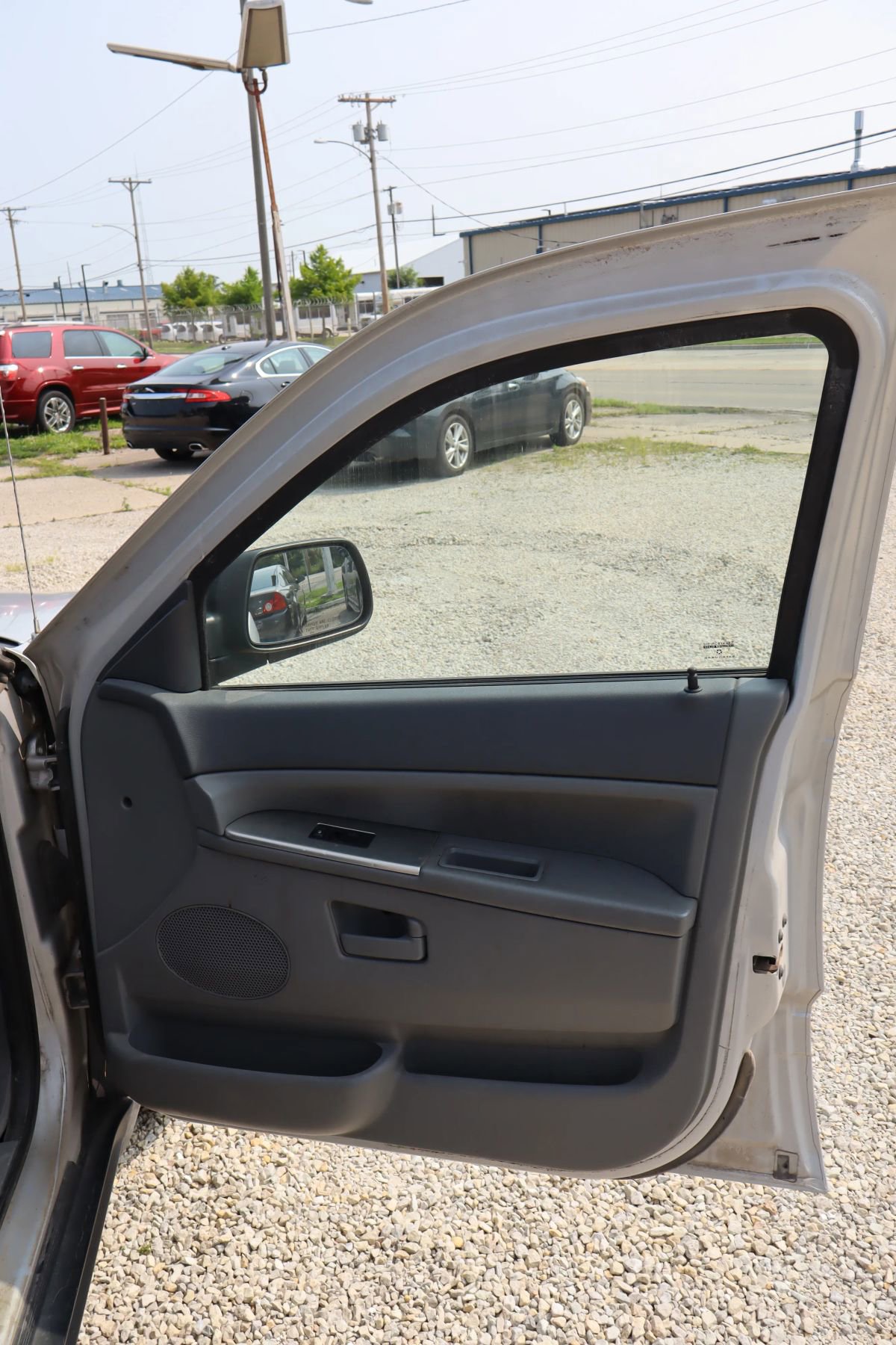 Used 2005 Jeep Grand Cherokee Laredo image 16