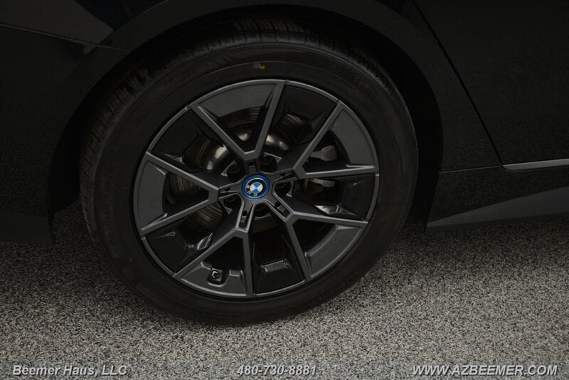 Used 2023 BMW i4 eDrive35 RWD image 51