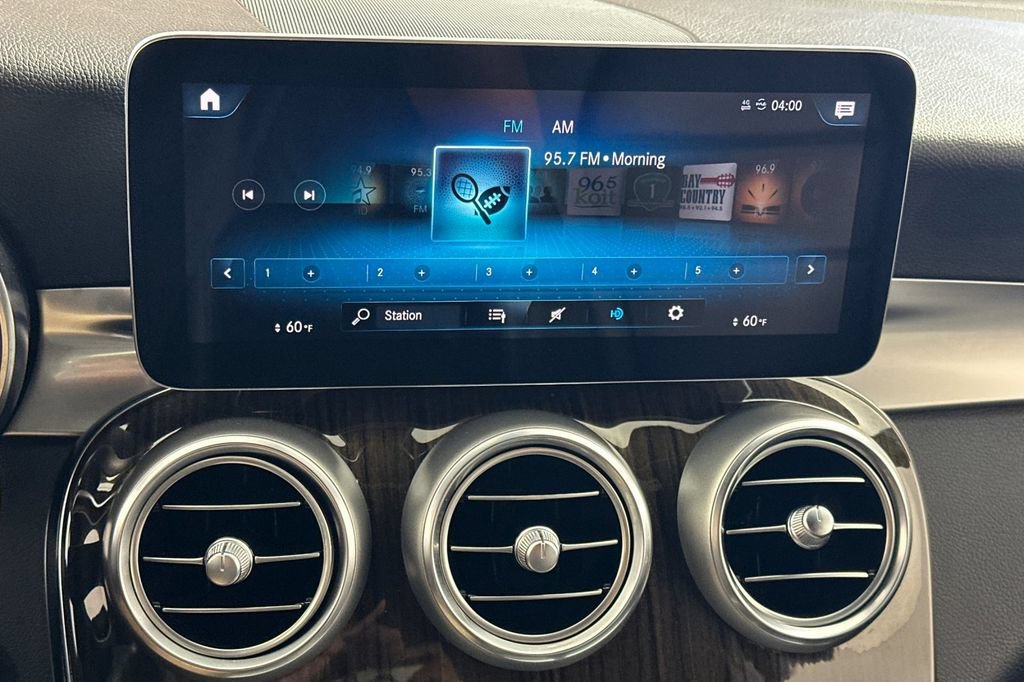 Used 2020 Mercedes-Benz GLC 300 4MATIC image 21