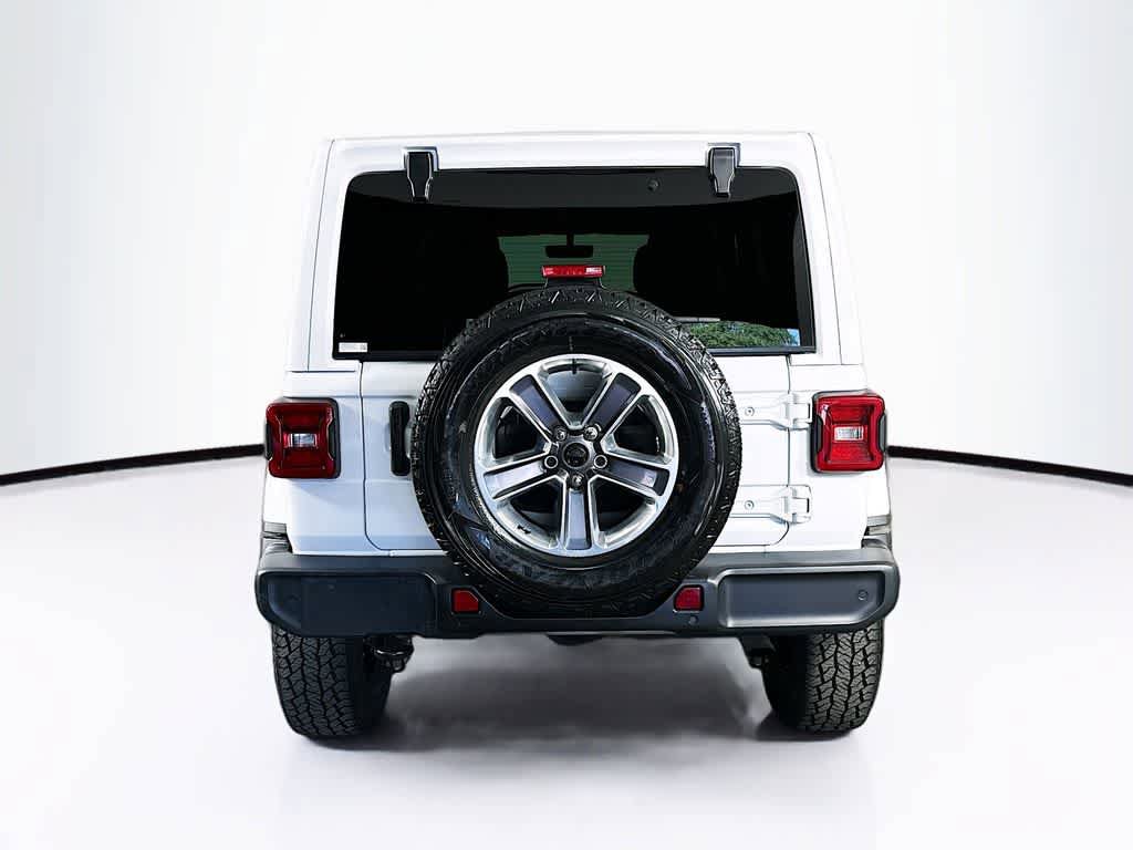 Used 2021 Jeep Wrangler Unlimited Sahara AWD/4WD image 5