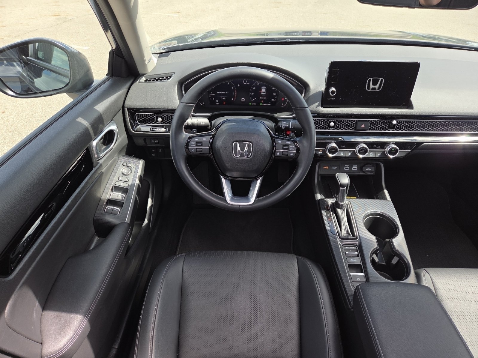 Used 2023 Honda Civic Touring image 27