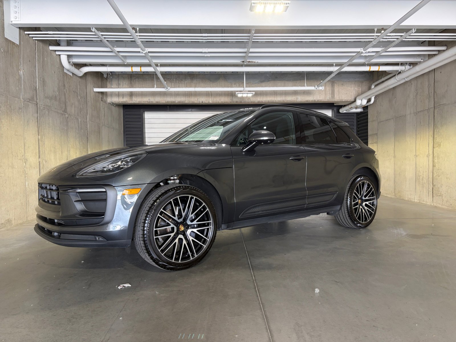 Certified 2026 Porsche Macan AWD/4WD video 1