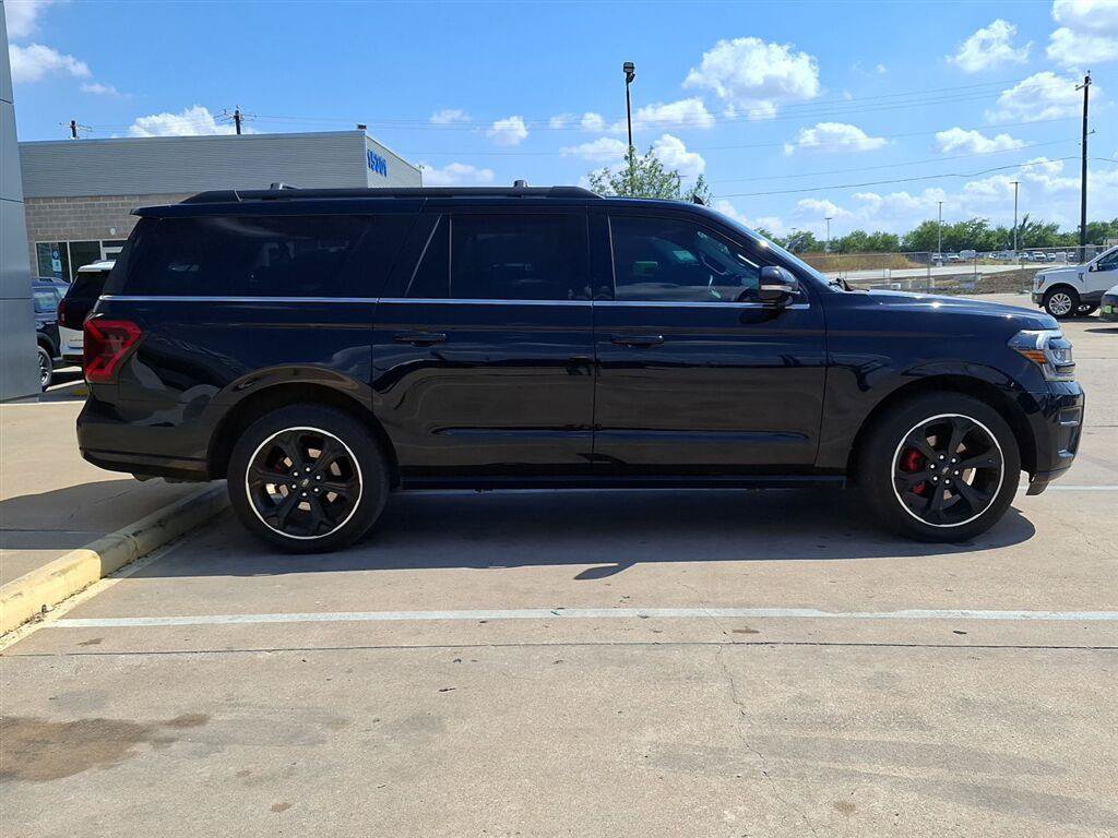Used 2023 Ford Expedition Max Limited RWD image 31