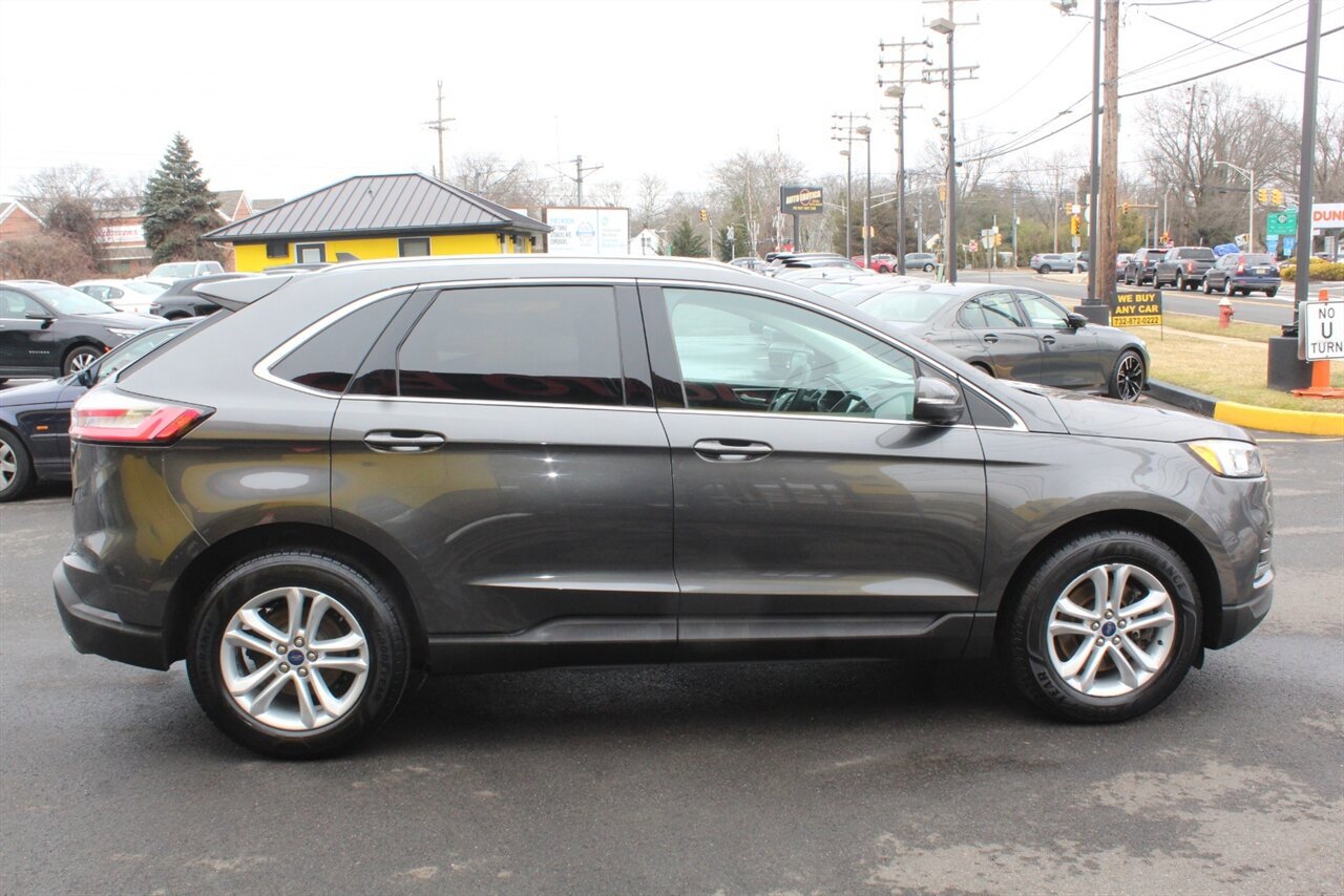 Used 2020 Ford Edge SEL w/ Convenience Package AWD/4WD image 23