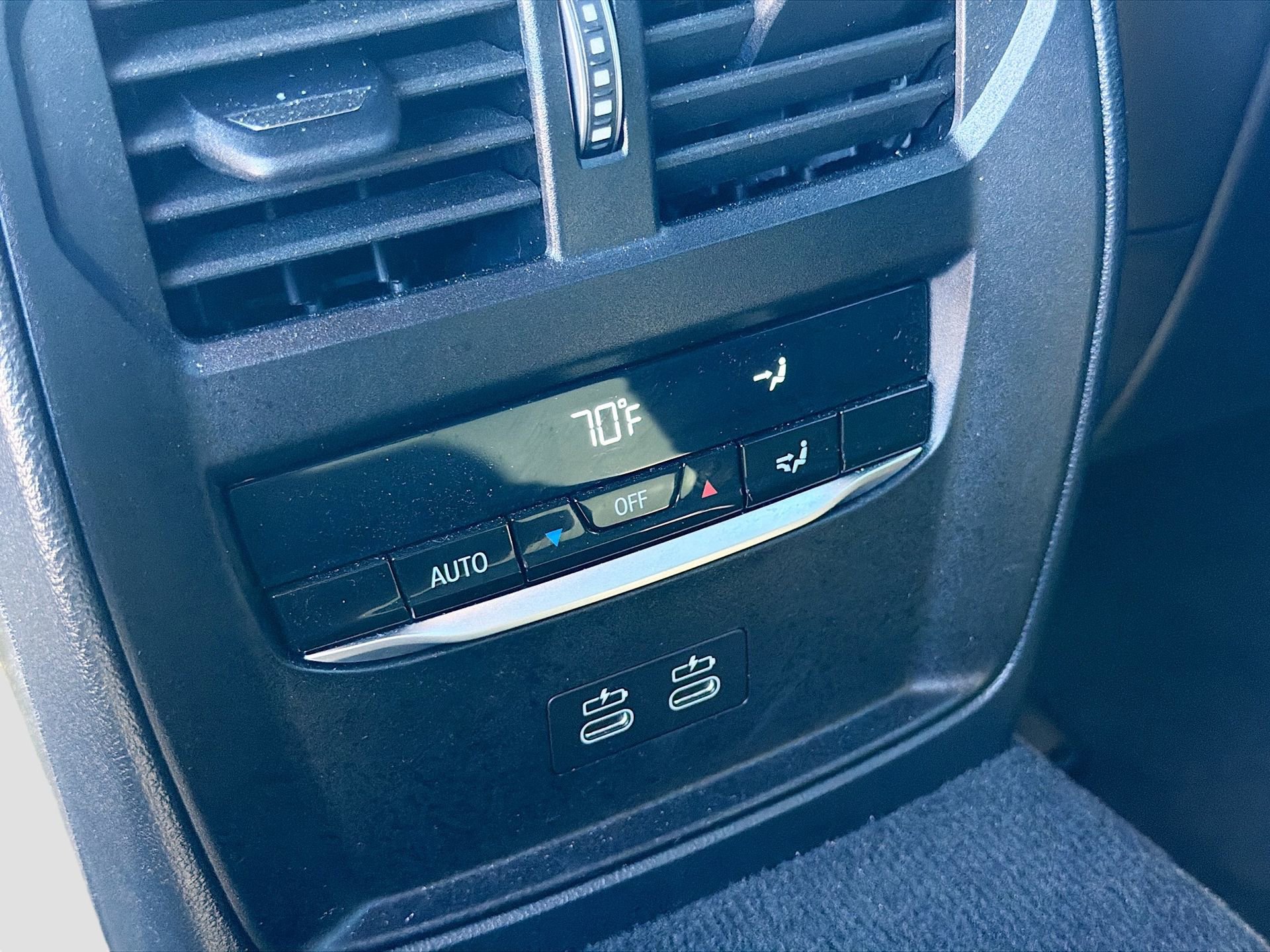 Used 2025 BMW i4 eDrive40 w/ Premium Package image 21