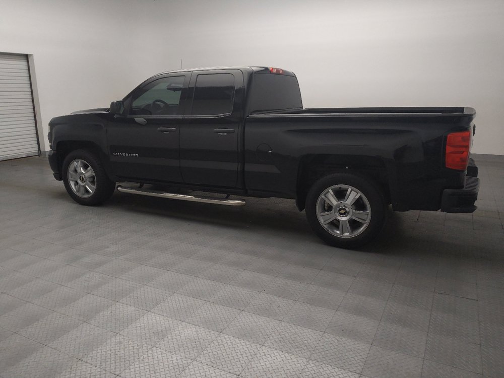 Used 2018 Chevrolet Silverado 1500 Custom w/ Trailering Package RWD image 3