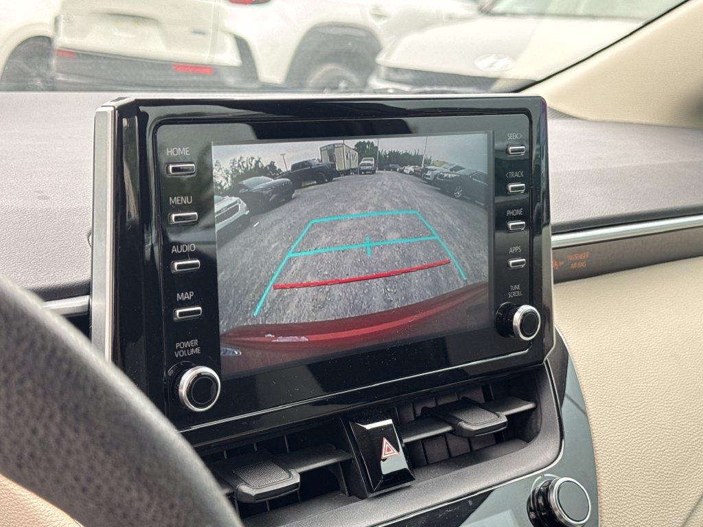 Used 2020 Toyota Corolla LE FWD image 20