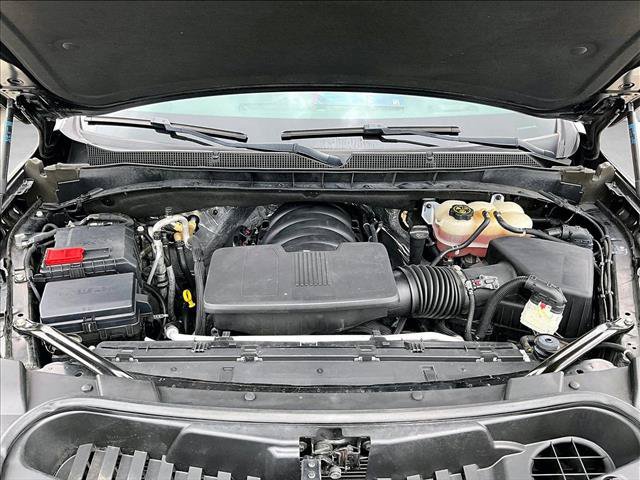 Used 2024 Chevrolet Suburban RST w/ Luxury Package RWD image 10