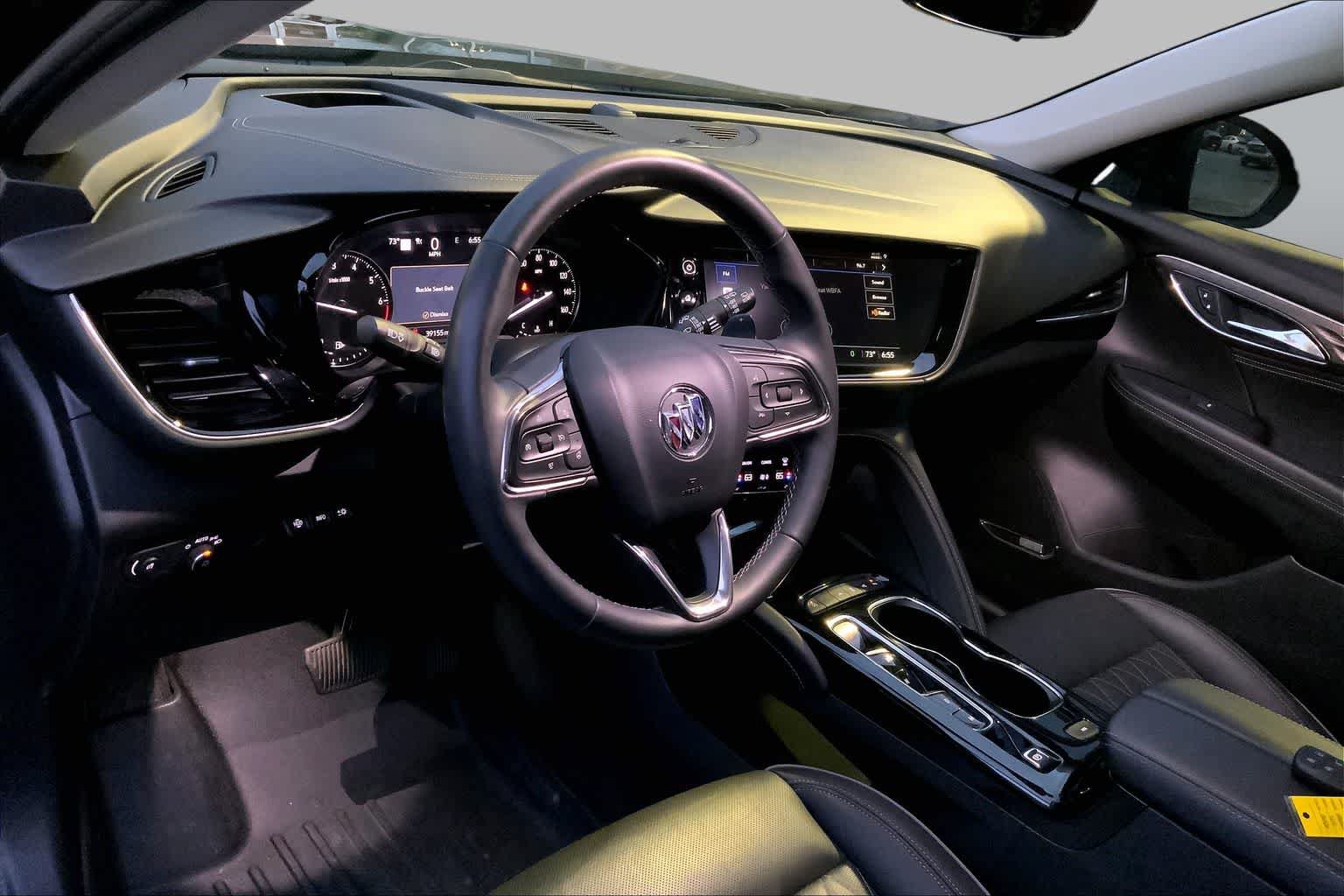 Used 2022 Buick Envision Avenir w/ Technology Package II FWD image 32