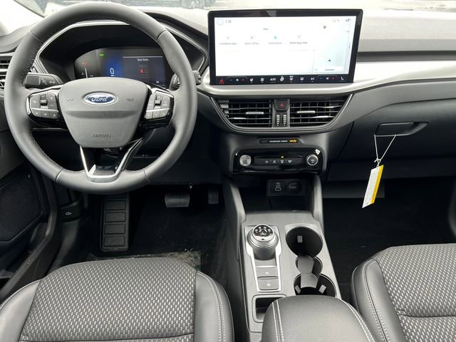 New 2024 Ford Escape SE FWD image 2