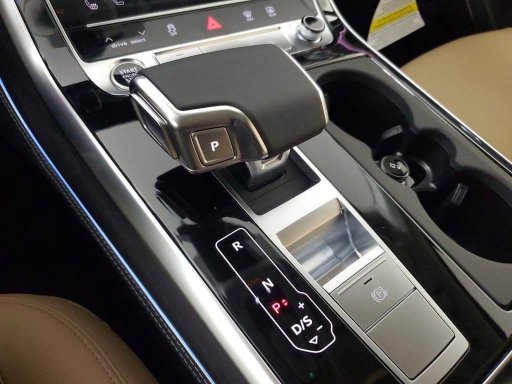 New 2026 Audi Q7 3.0T Premium Plus AWD/4WD image 32