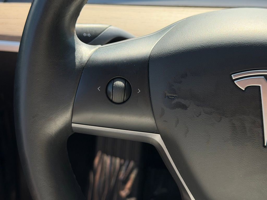 Used 2018 Tesla Model 3 Long Range image 14