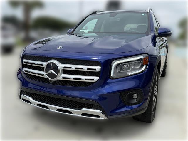 Used 2021 Mercedes-Benz GLB 250 image 3