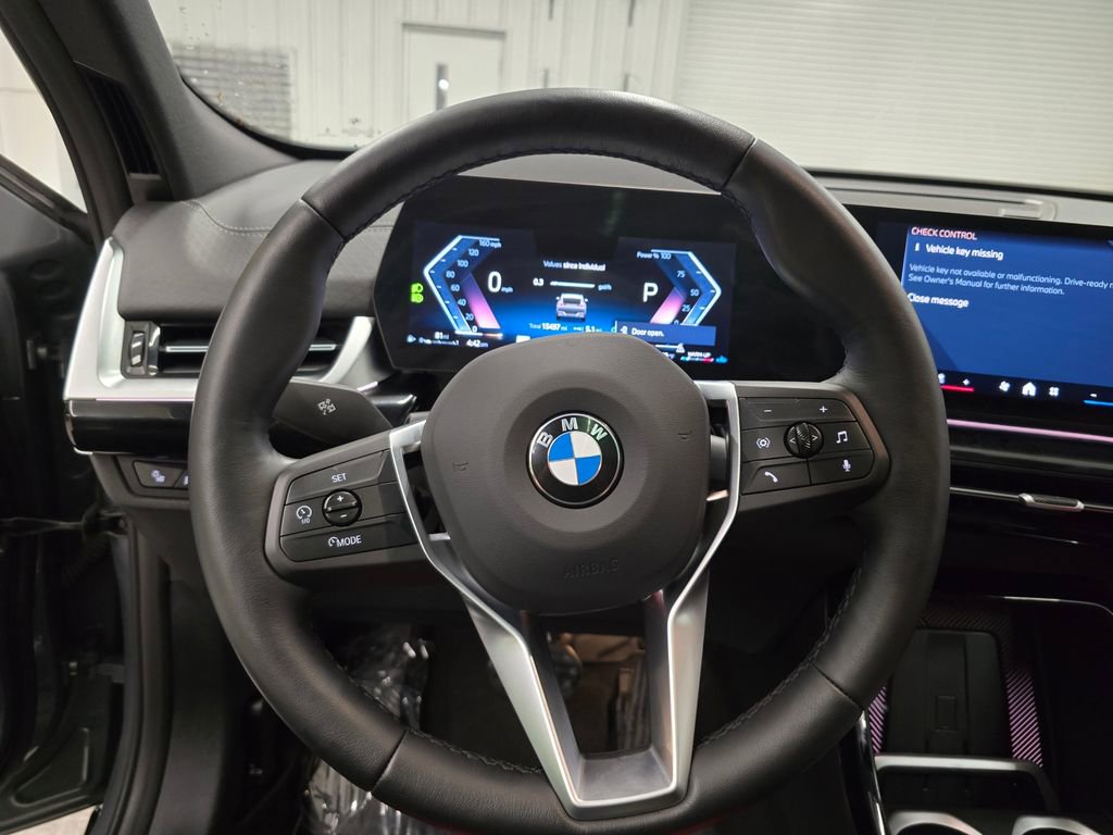 Used 2025 BMW X2 xDrive28i image 18
