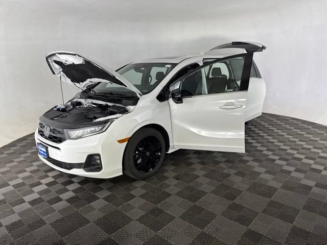 Certified 2026 Honda Odyssey Sport-L image 13