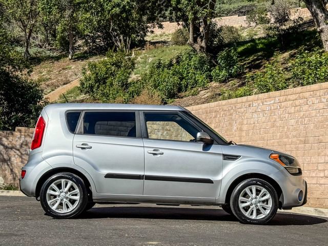 Used 2012 Kia Soul + image 13