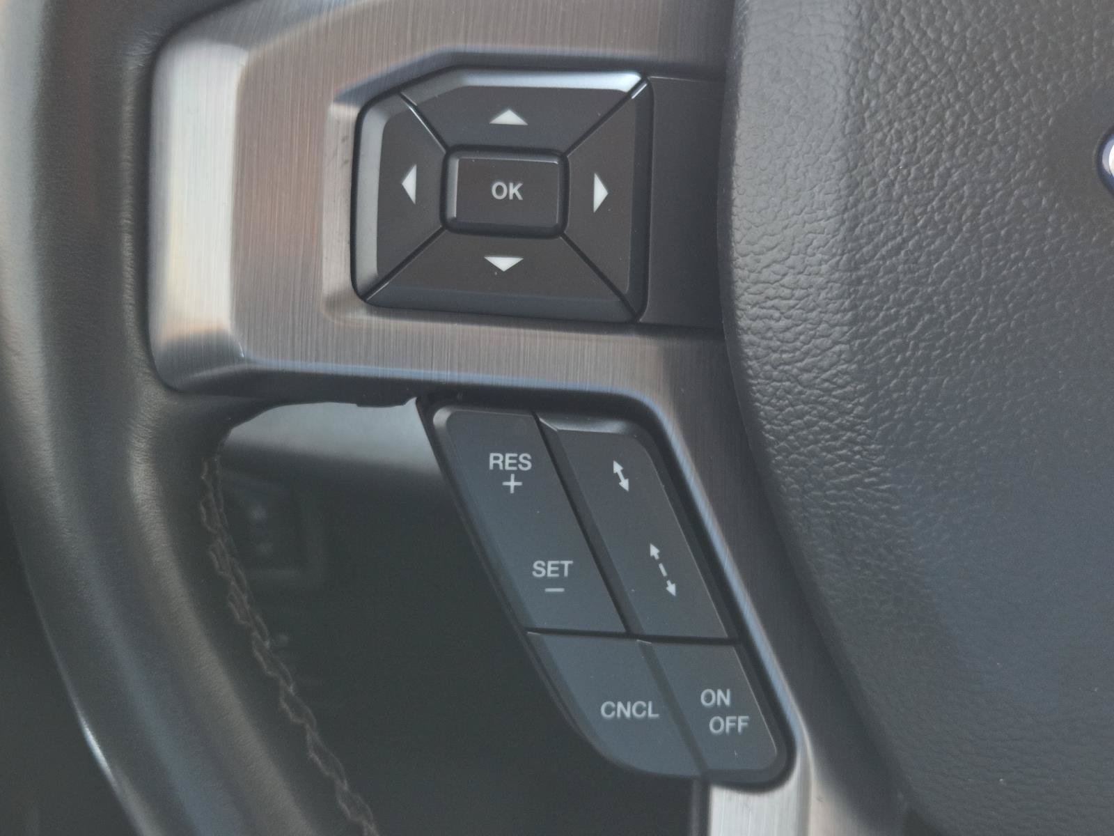 Used 2020 Ford Expedition Platinum AWD/4WD image 17