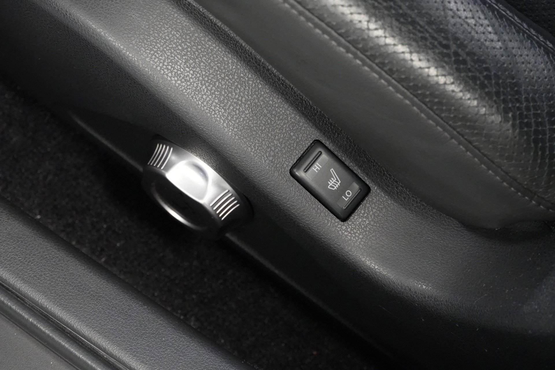 Used 2009 Nissan GT-R Premium AWD/4WD image 29