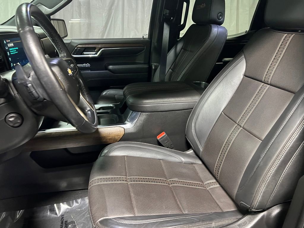 Used 2023 Chevrolet Silverado 1500 High Country image 23