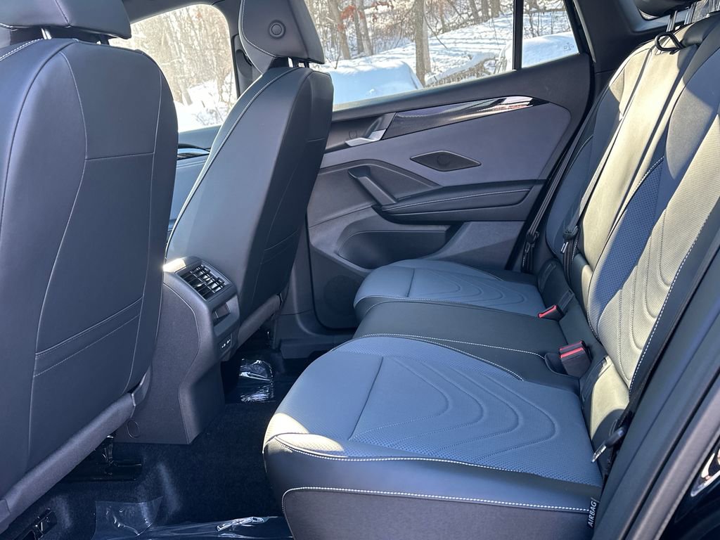 New 2026 Volkswagen Tiguan SE R-Line image 14