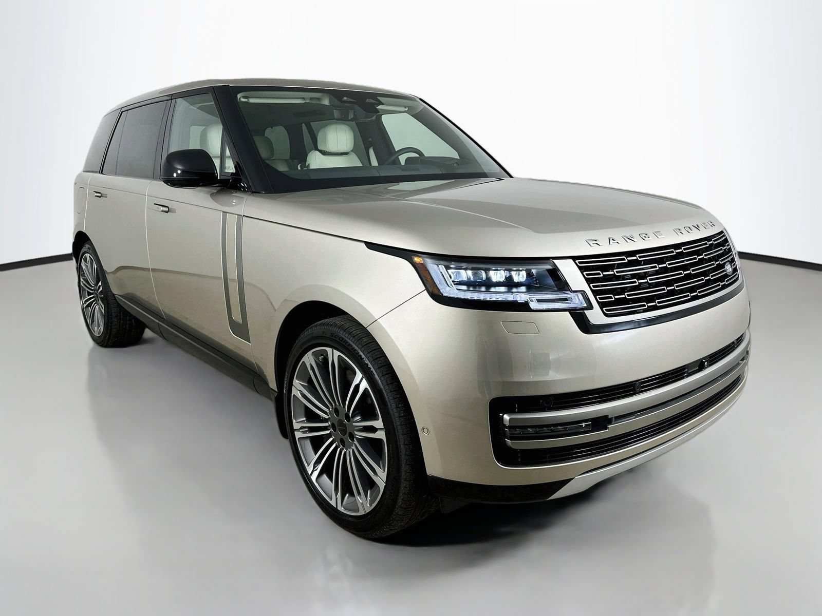 New 2026 Land Rover Range Rover Long Wheelbase SE AWD/4WD image 3