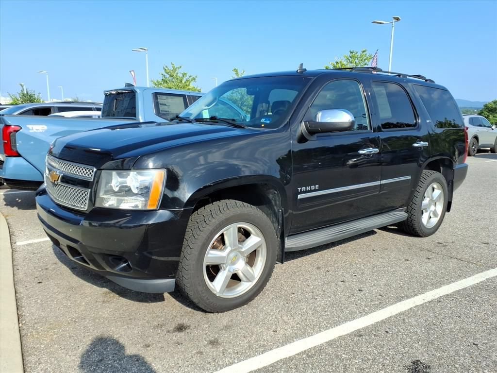 Used 2013 Chevrolet Tahoe LTZ AWD/4WD image 4