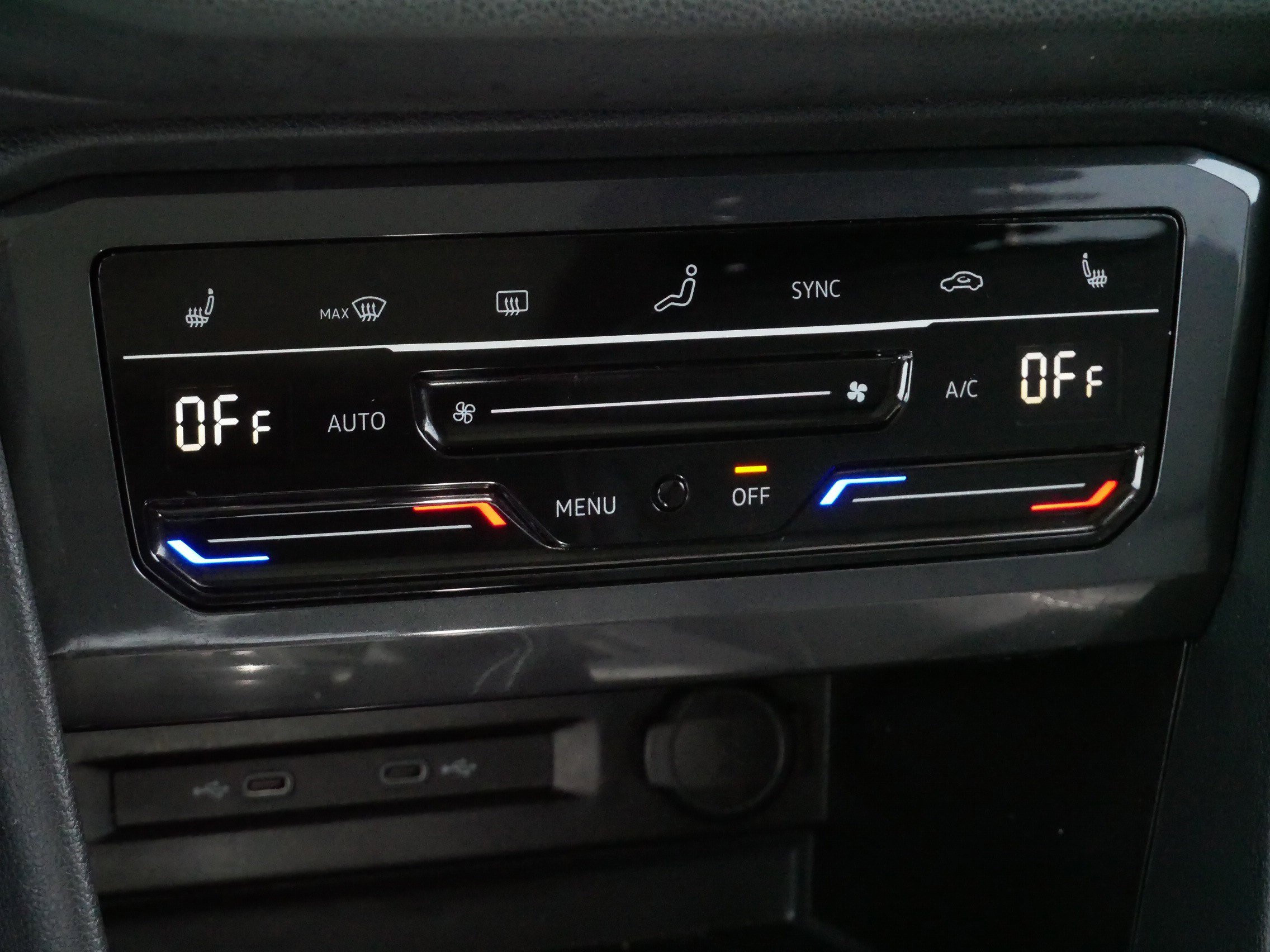 Certified 2023 Volkswagen Tiguan SE w/ Panoramic Sunroof Package image 23