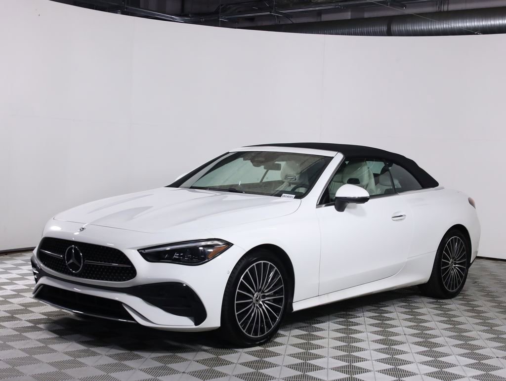 Certified 2025 Mercedes-Benz CLE 450 4MATIC Cabriolet image 16