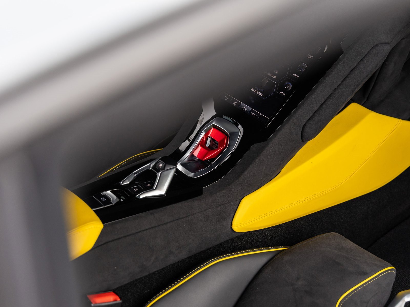 Used 2023 Lamborghini Huracan Tecnica image 37