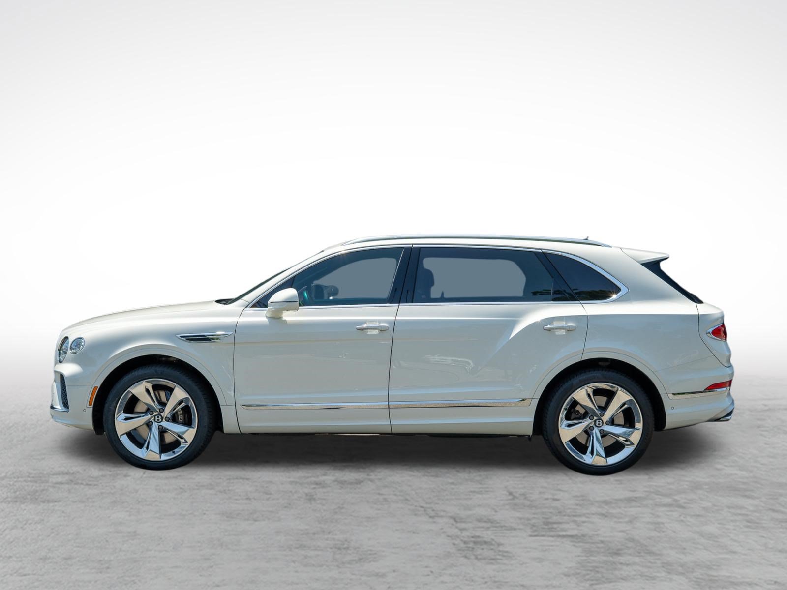 Used 2023 Bentley Bentayga Extended Wheelbase AWD/4WD image 5